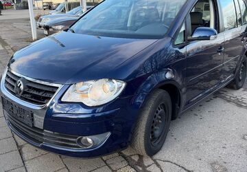 VW Touran 94.000 km 6.990 &euro; Halver 58553