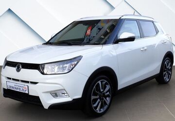 SsangYong Tivoli 43.913 km 11.990 &euro; Düsseldorf 40231