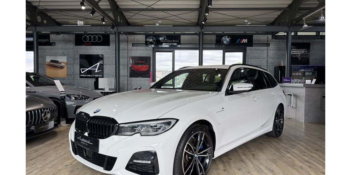 BMW 330 86.096 km 27.990 &euro; Remscheid 42859