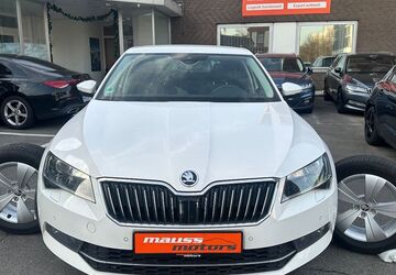 Skoda Superb 157.900 km 14.980 &euro; Düsseldorf 40549