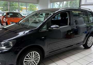 VW Touran 177.305 km 10.980 &euro; Gevelsberg 58285