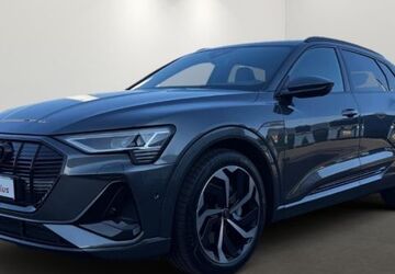 Audi e-tron 44.758 km 39.900 &euro; Düsseldorf 40233