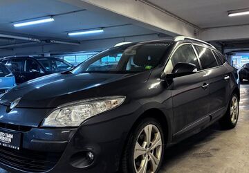 Renault Megane 149.900 km 3.790 &euro; Düsseldorf 40591