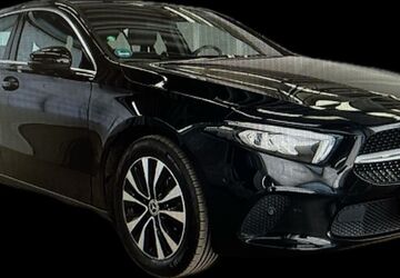 Mercedes-Benz A 180 29.863 km 26.999 &euro; Düsseldorf 40625