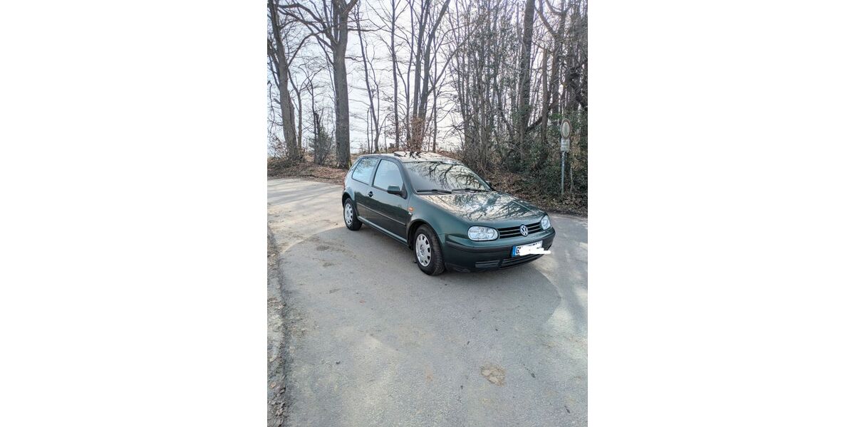 VW Golf 101.000 km 1.250 &euro; Engelskirchen, Dörrenberg 51766