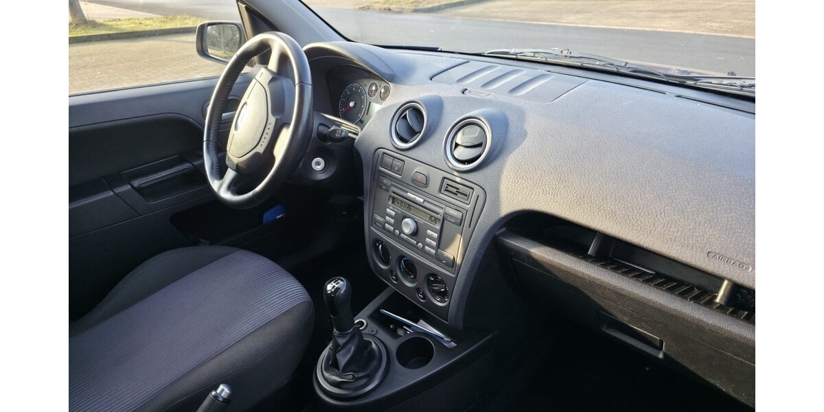 Ford Fusion 154.009 km 2.200 &euro; Hagen 58095