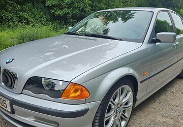 BMW 320 154.000 km 4.500 &euro; Remscheid 42897