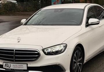 Mercedes-Benz E 200 60.000 km 31.980 &euro; Düsseldorf 40595