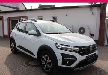Dacia Sandero 57.100 km 14.990 &euro; Hilden 40721