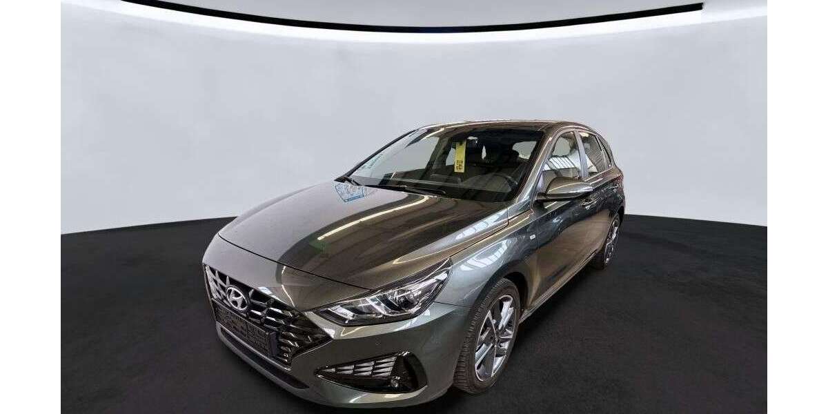 Hyundai i30 98.806 km 14.829 &euro; Hilden 40721