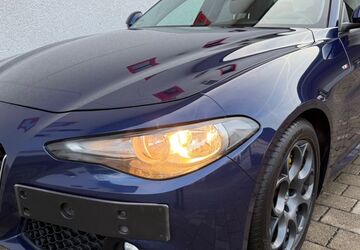 Alfa Romeo Giulia 188.589 km 13.490 &euro; Bergisch Gladbach 51467