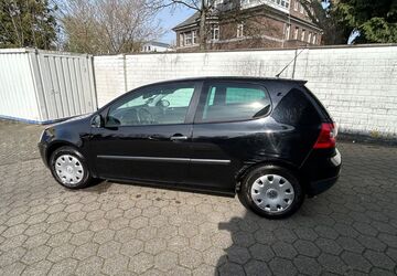 VW Golf 172.000 km 2.100 &euro; Düsseldorf 40593