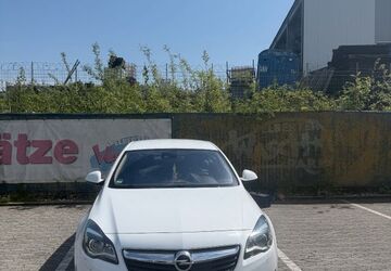 Opel Insignia 227.000 km 6.100 &euro; Heiligenhaus 42579