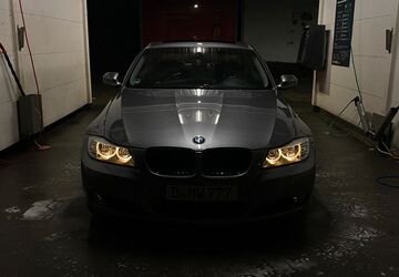 BMW 318 124.000 km 10.000 &euro; Düsseldorf 40591
