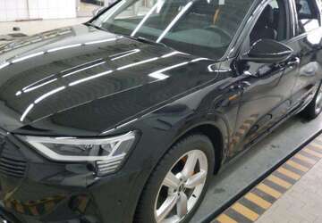 Audi e-tron 24.695 km 38.800 &euro; Hagen 58091