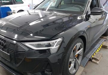 Audi e-tron 37.326 km 34.565 &euro; Hagen 58091