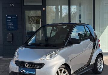 Smart ForTwo 97.000 km 5.100 &euro; Düsseldorf 40599