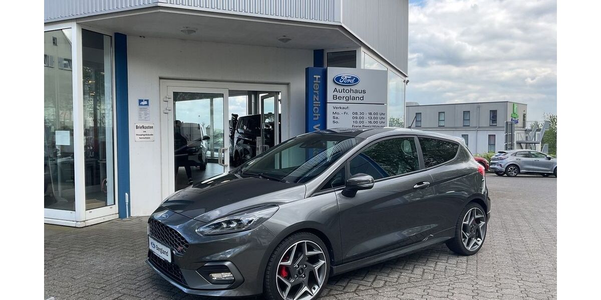Ford Fiesta 56.459 km 16.900 &euro; Remscheid 42855
