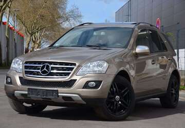 Mercedes-Benz ML 320 329.898 km 8.690 &euro; Düsseldorf 40599