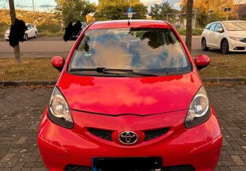 Toyota Aygo (X) 190.000 km 1.300 &euro; Remscheid 42857
