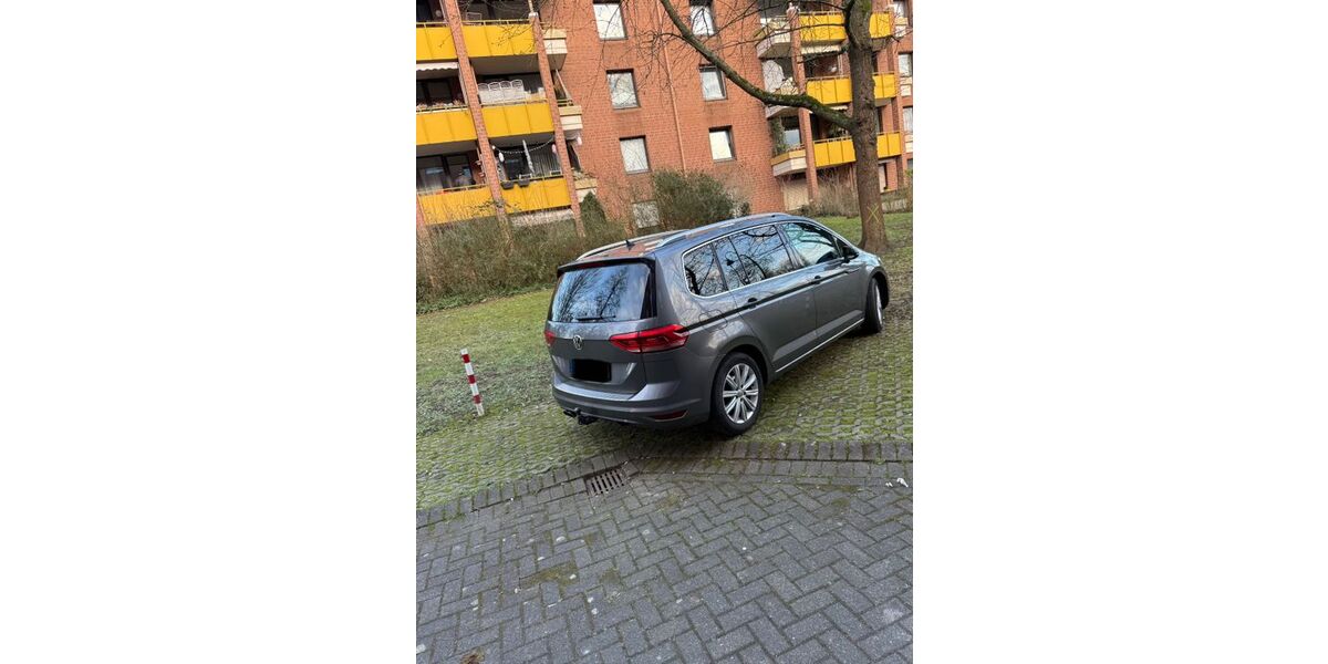 VW Touran 196.000 km 13.900 &euro; Düsseldorf 40229