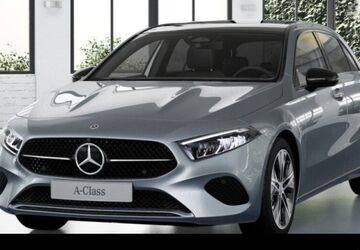 Mercedes-Benz A 180 9.900 km 39.490 &euro; Düsseldorf 40470