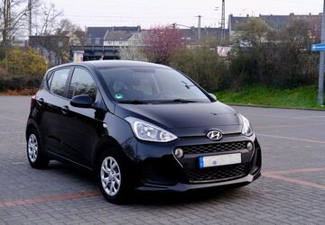 Hyundai i10 140.000 km 5.900 &euro; Düsseldorf 40227