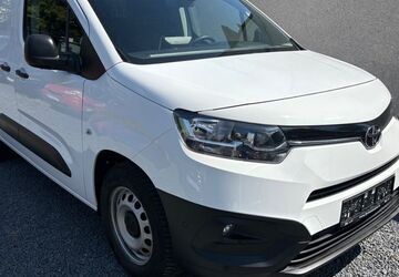 Toyota Proace (Verso) 57.100 km 14.900 &euro; Bergisch Gladbach 51469