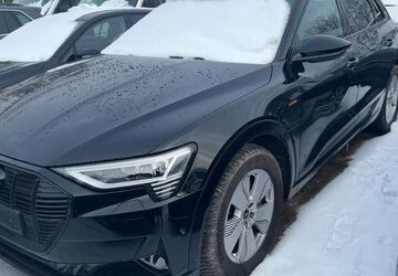 Audi e-tron 61.926 km 35.910 &euro; Hagen 58091
