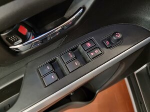 Suzuki SX4 S-Cross Comfort+ 4x4 Autom.Pano LED Kam. Winte 35.947 km 18.980 &euro; HAAN 42781