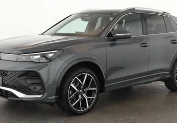 VW Tiguan 18.900 km 42.884 &euro; Düsseldorf 40233