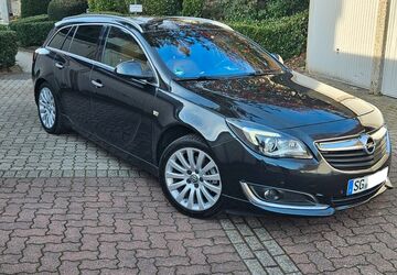 Opel Insignia 195.500 km 8.990 &euro; Solingen 42651