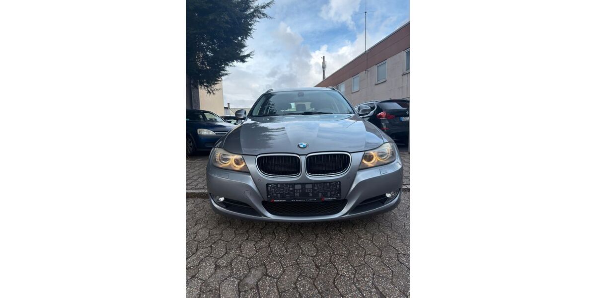 BMW 320 154.000 km 7.700 &euro; Düsseldorf 40231
