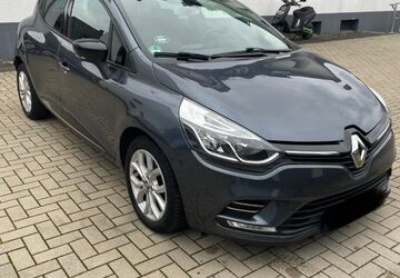 Renault Clio 44.000 km 9.500 &euro; Düsseldorf 40593