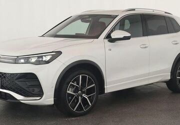 VW Tiguan 17.200 km 48.684 &euro; Düsseldorf 40233