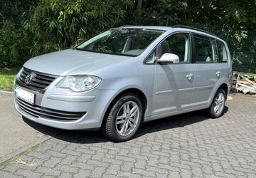 VW Touran 132.200 km 5.500 &euro; Remscheid 42855