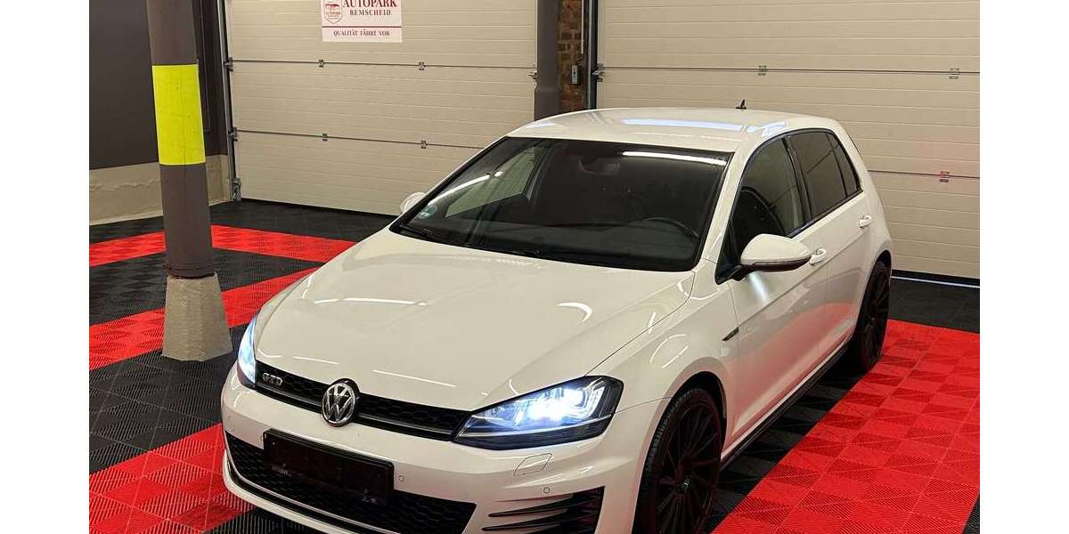 VW Golf GTD 130.000 km 13.599 &euro; Remscheid 42859
