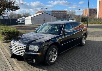 Chrysler 300C 170.000 km 3.500 &euro; Düsseldorf 40545