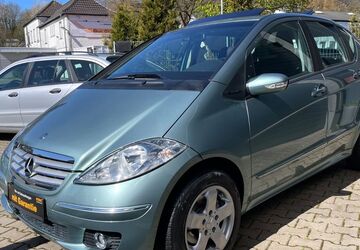 Mercedes-Benz A 170 119.800 km 4.970 &euro; Bergisch Gladbach 51469