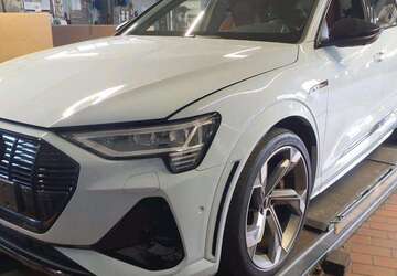 Audi e-tron 32.549 km 47.950 &euro; Hagen 58091