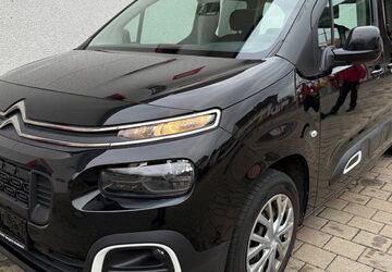 Citroen Berlingo 158.050 km 10.990 &euro; Bergisch Gladbach 51467