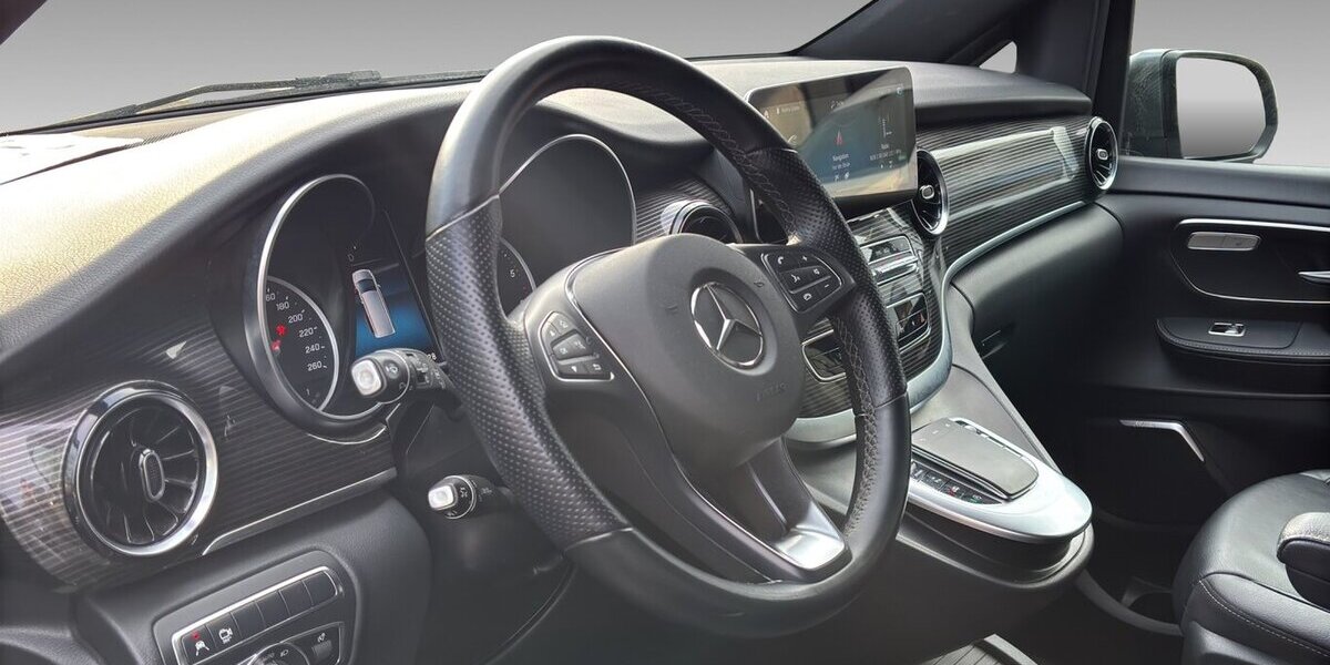 Mercedes-Benz V 250 d EDITION lang 360° Leder AHK 19´ Pano Burm 73.145 km 36.900 &euro; Wuppertal 42327