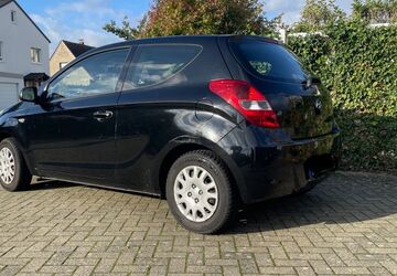 Hyundai i20 154.000 km 2.790 &euro; Langenfeld 40764