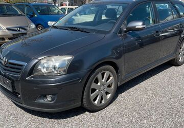 Toyota Avensis 292.931 km 2.500 &euro; Düsseldorf 40233