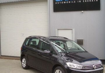 VW Touran 59.308 km 26.945 &euro; Erkrath 40699