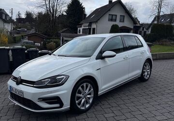VW Golf 92.300 km 13.000 &euro; Lindlar 51789