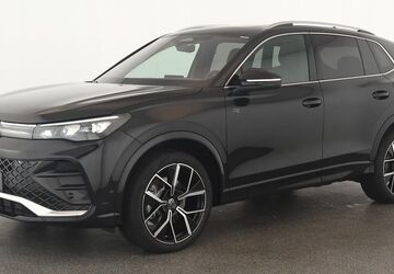 VW Tiguan 19.200 km 45.984 &euro; Düsseldorf 40233