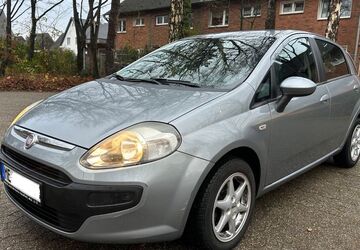 Fiat Punto 111.600 km 2.799 &euro; Düsseldorf 40472