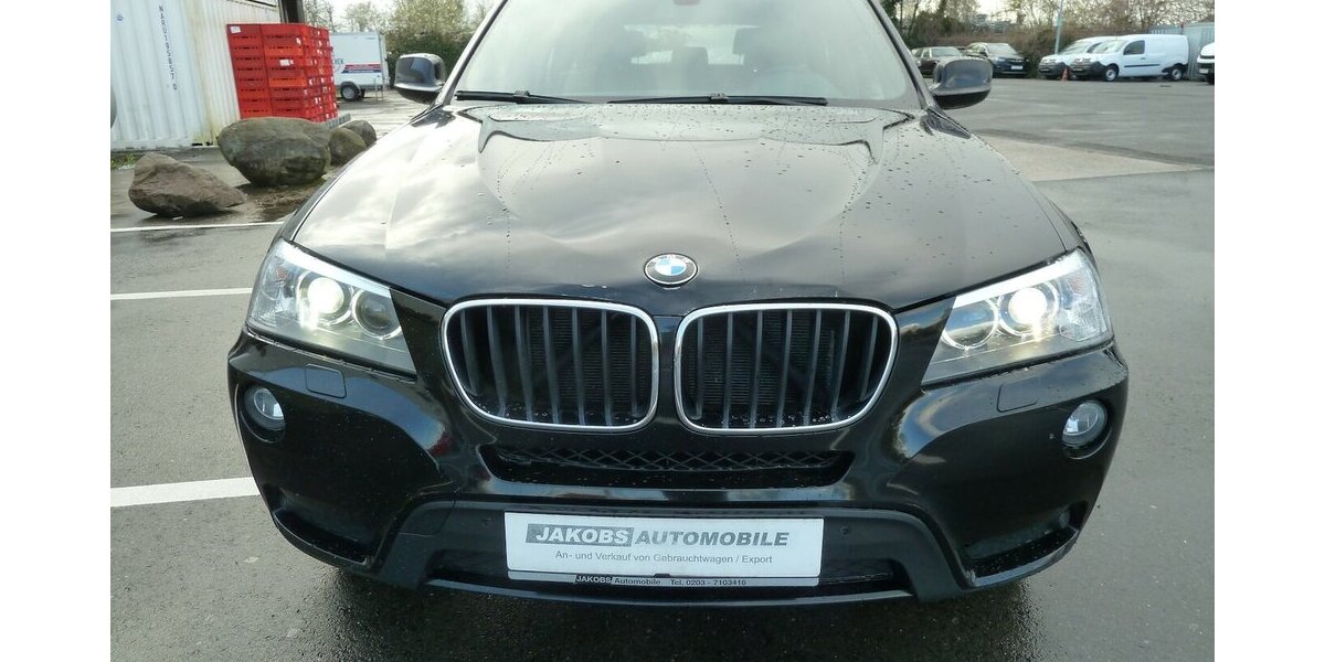 BMW X3 2.0 D x drive Autom. Pano Leder Lachschäden 313.000 km 8.700 &euro; Ratingen 40885