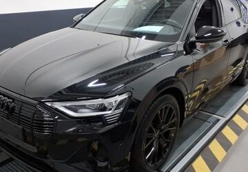 Audi e-tron 37.451 km 39.935 &euro; Hagen 58091